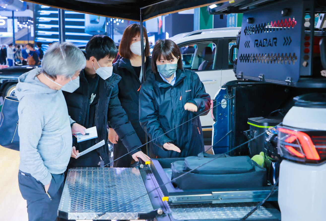 雷达RD6登陆广州车展，大功率外放电实力演绎户外用电自由
