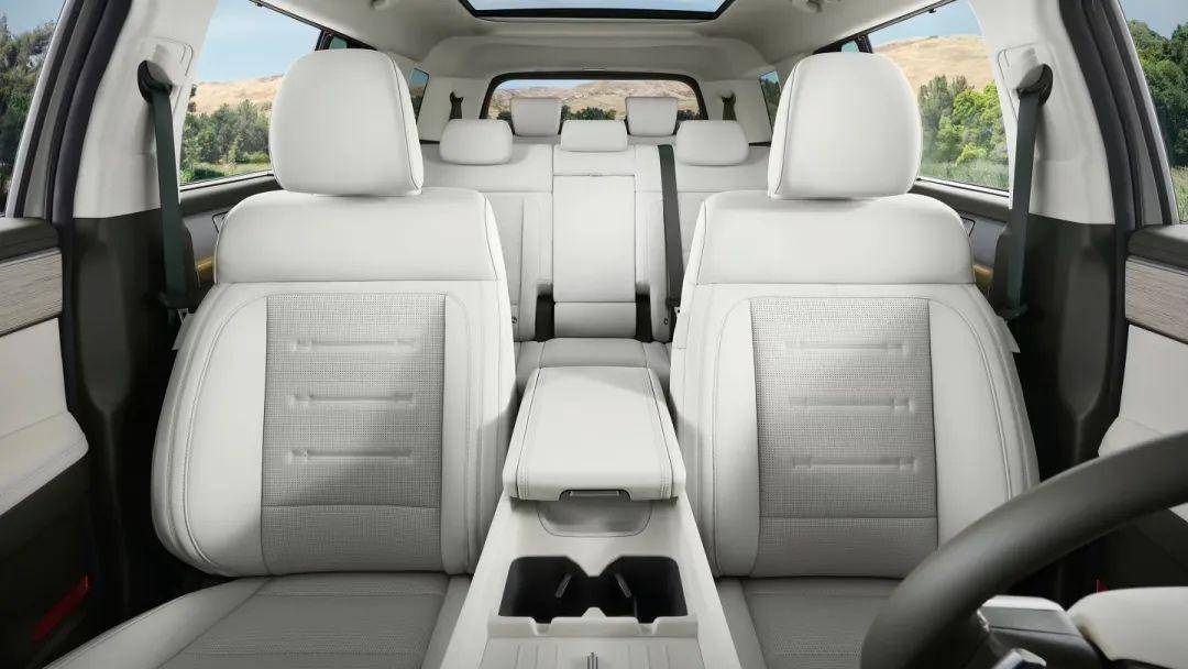 外观内饰空间都有大调整全新一代胜达卖得动吗