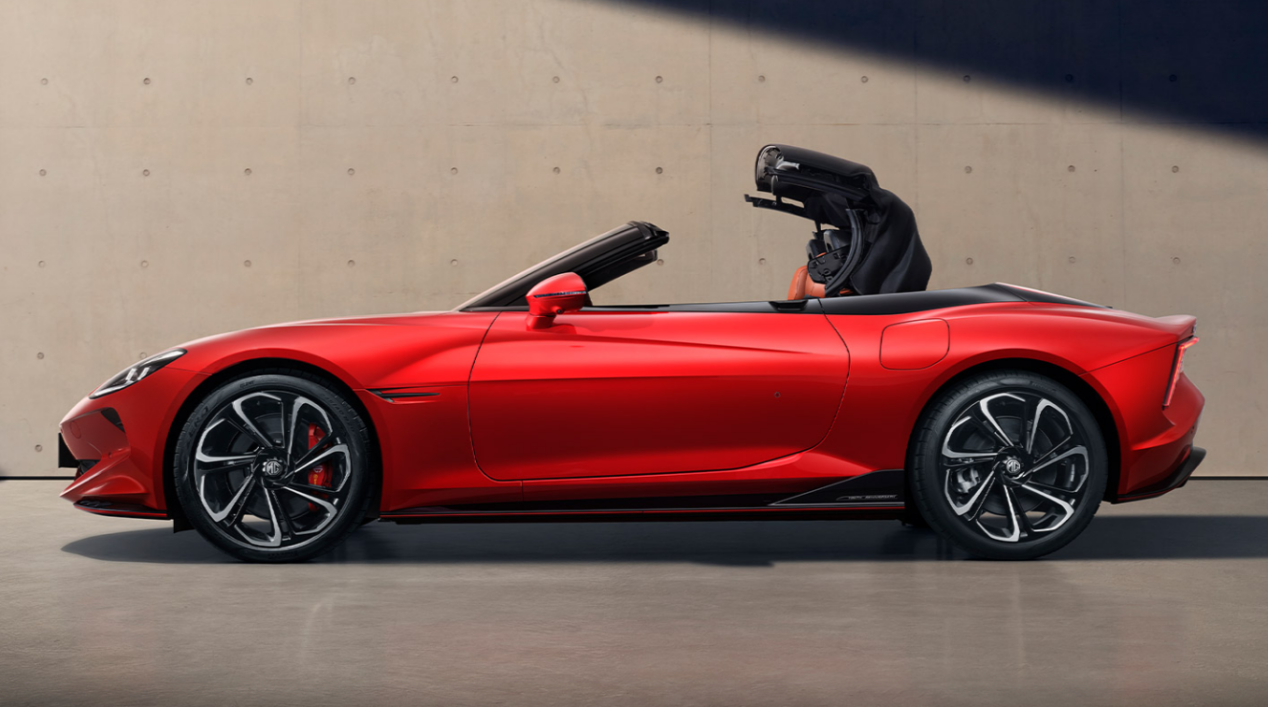 亲民电动跑车名爵cyberster11月广州车展正式上市