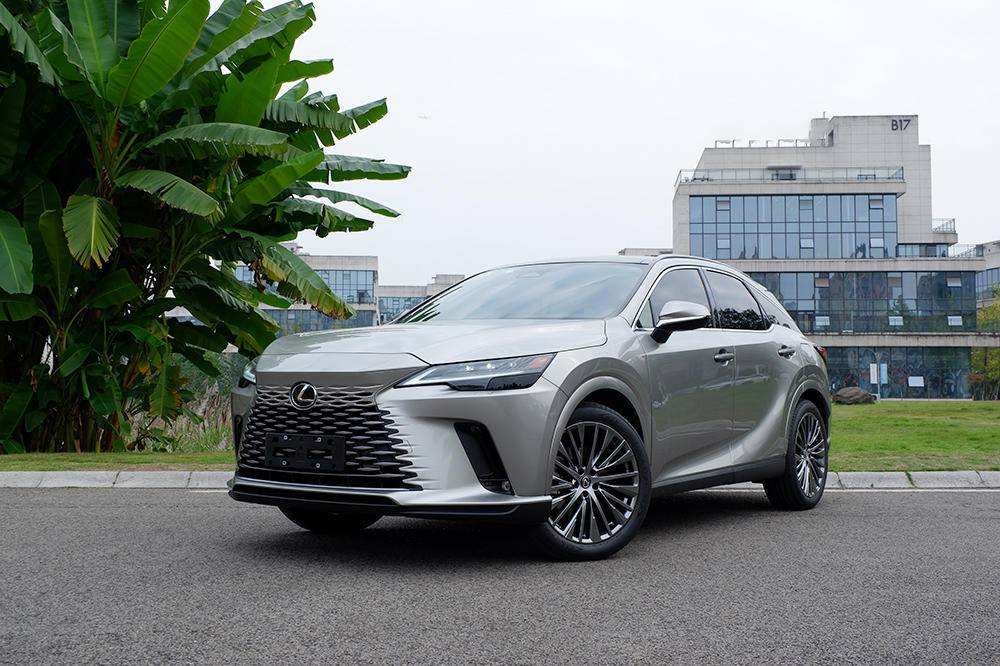 现在还有人愿意花50万买雷克萨斯rx350h车主有话说