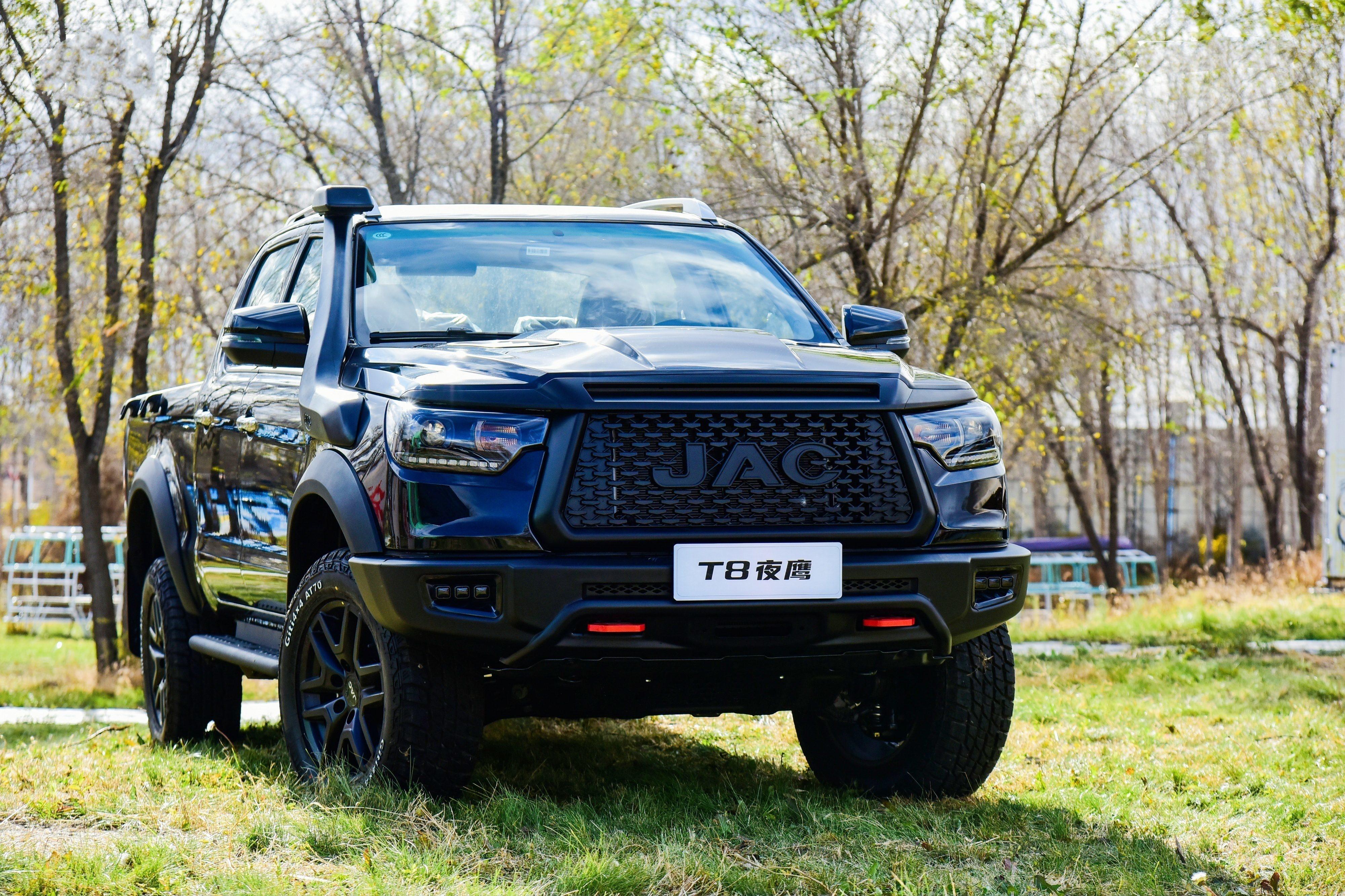 8年上市以来,凭借霸气的外观,精致的内饰和可靠的底盘,受到全世界皮卡