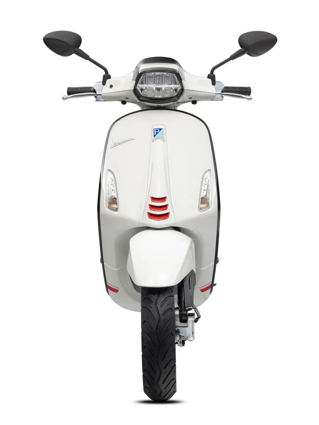 白色浪漫兰佩杜萨vespasprints无瑕白