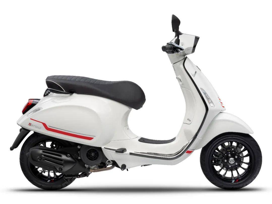 白色浪漫兰佩杜萨vespasprints无瑕白