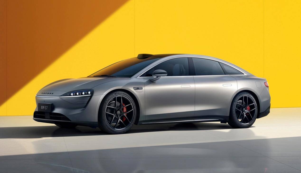 华为和长安合作赛力斯躺枪深夜发文澄清