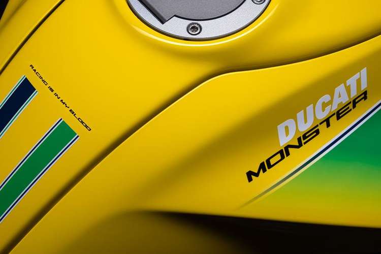杜卡迪推出限量版Monster摩托车向三届F1冠军艾尔顿·塞