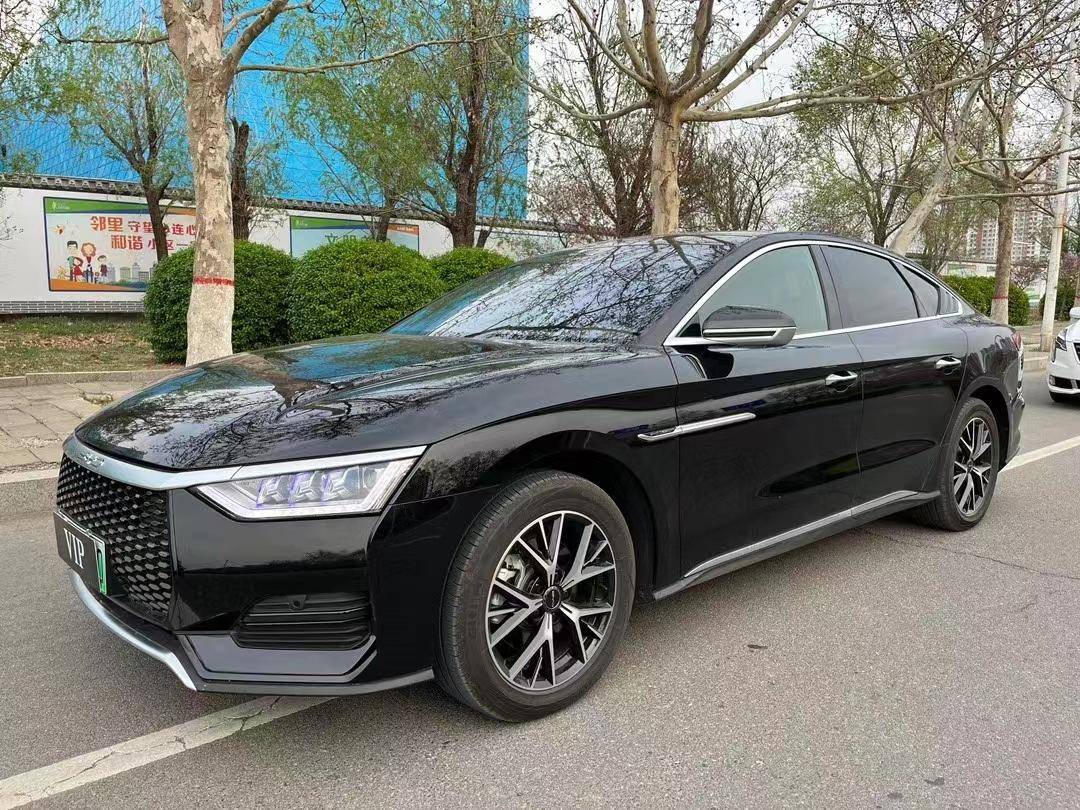 比亚迪e9:电动新旗舰,引领智能驾驶的未来