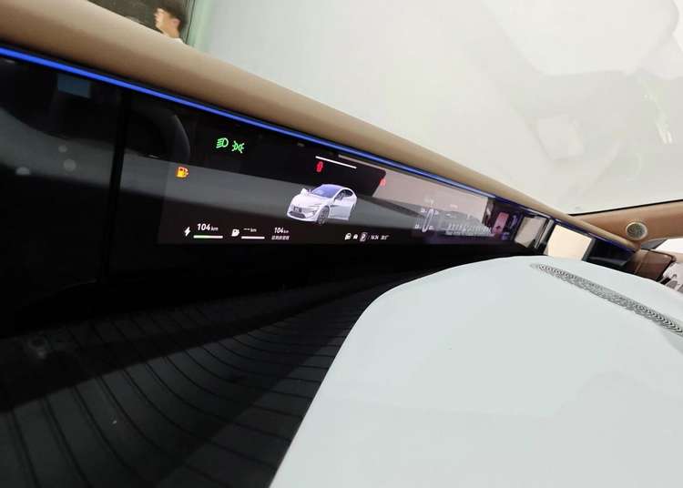阿维塔07内饰曝光，配备一体式远端屏，预计下半年上市