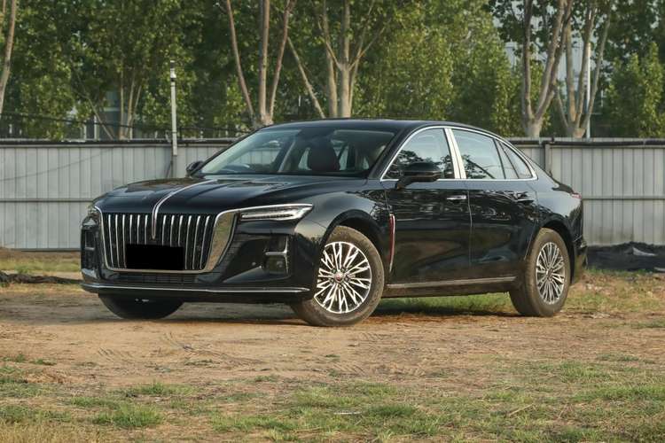 累计销量破60万辆，长近5米，轴距2920mm，搭1.5T动力，家用合适
