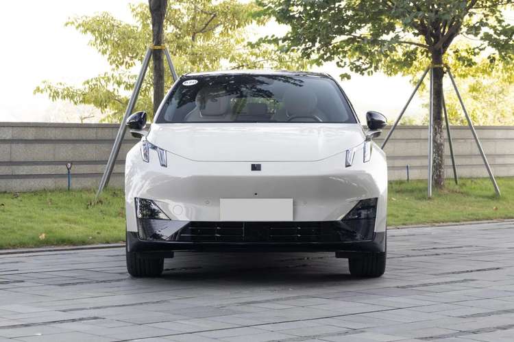 10万出头轿跑SUV，340马力+5.3秒破百+五连杆后悬，值得一看！