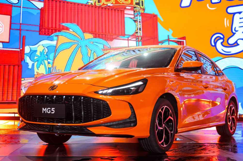 2026款MG5/MG Cyberster上市，全新MG4发布官图_新车_神选车