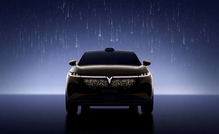 25万级最强华为纯电SUV，全新岚图知音正式亮相