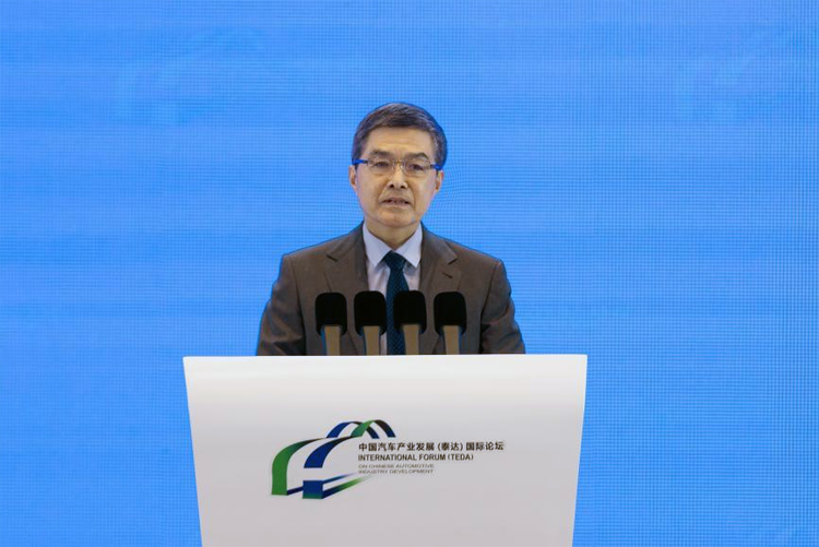 以欧阳明高教授的思路“炒电”，电动汽车能实现免费充电甚至赚钱吗？