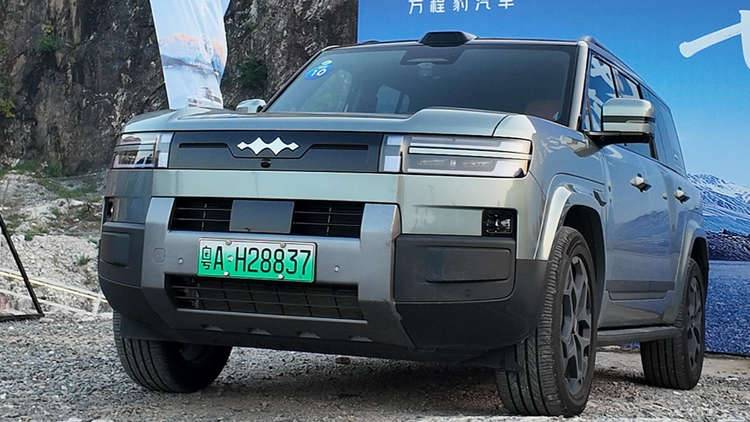 帅到犯规的腾势Z9GT，2025慕尼黑车展“最潮合影搭子”王座！
