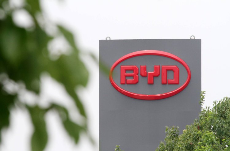 还能更便宜？比亚迪明年将有3个大动作，友商或遭“饱和攻击”
