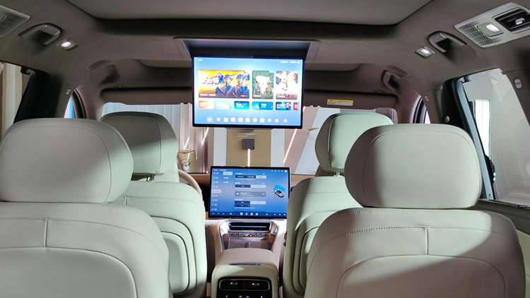 大六座豪华安全SUV腾势N8L成都站上市