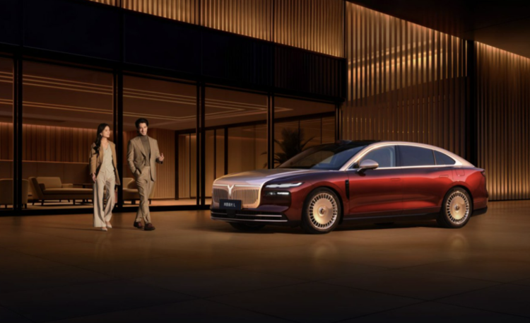 重塑豪华轿车新标杆,岚图追光L 27.99万起