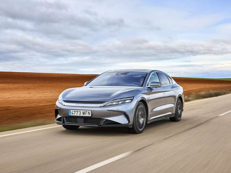 高速电耗和城区一样,比亚迪又要搞“邪修”?保时捷、奔驰白干了