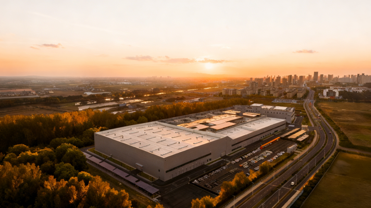 “航母”级核聚变 吉利全球全域安全中心蝶变深刻价值厚重影响深远