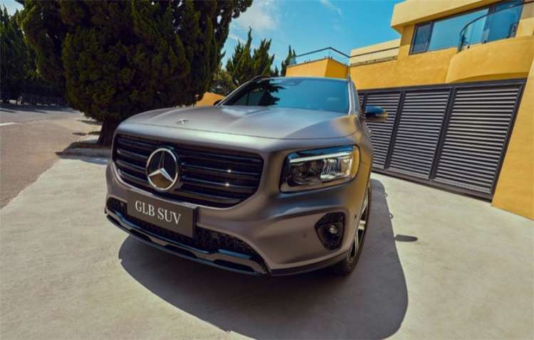 终于不再是1.3T，新款奔驰GLB撞脸smart？