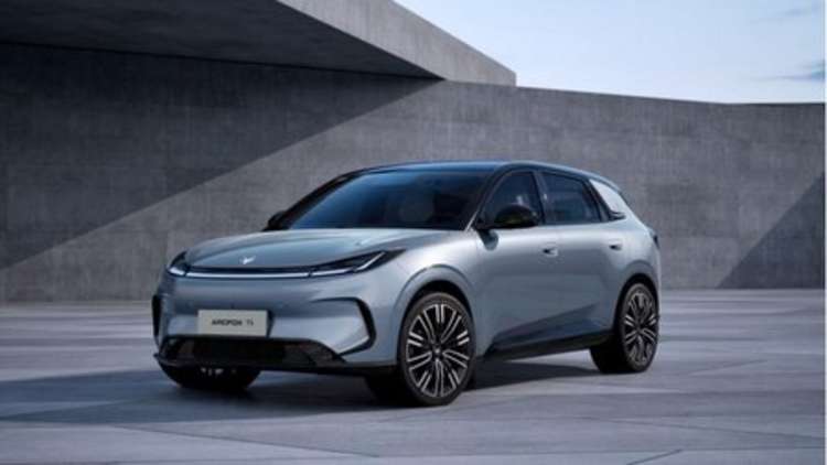 极狐T1的“破局三式”:在红海市场讲一个“厚道”的故事