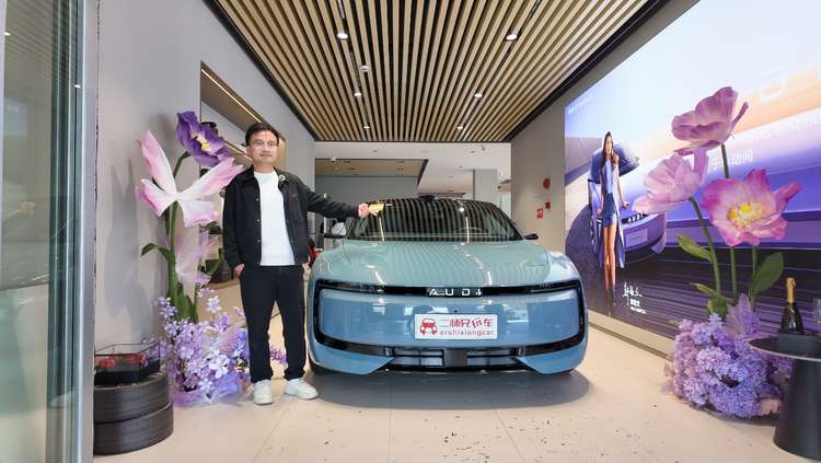 这次真找准方向了？深度体验奥迪E5 Sportback，豪华电车新标杆？