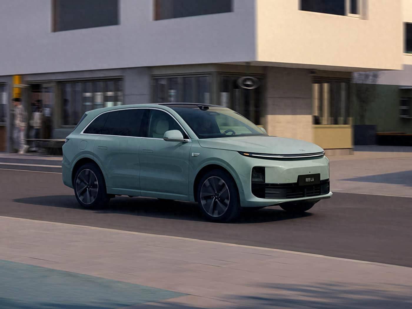 比亚迪，还是走上了“增程之路”，友商连作业都没法抄了