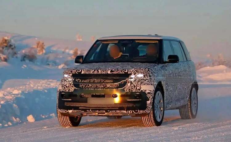 新款路虎揽胜谍照曝光，大灯/格栅全新设计，纯电版续航531km