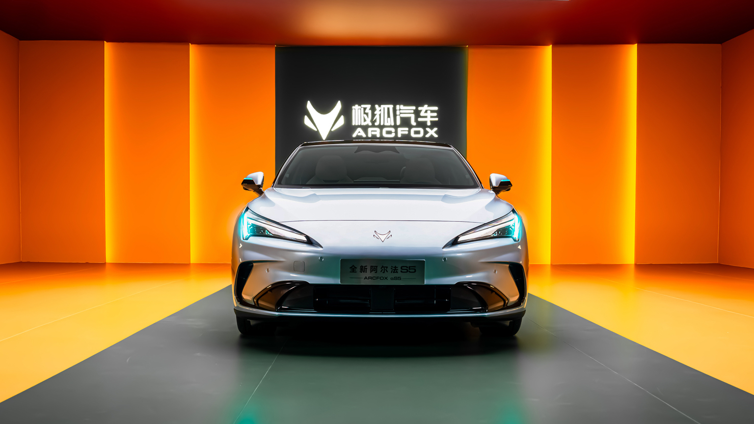 静态体验全新阿尔法S5，精致化是主角