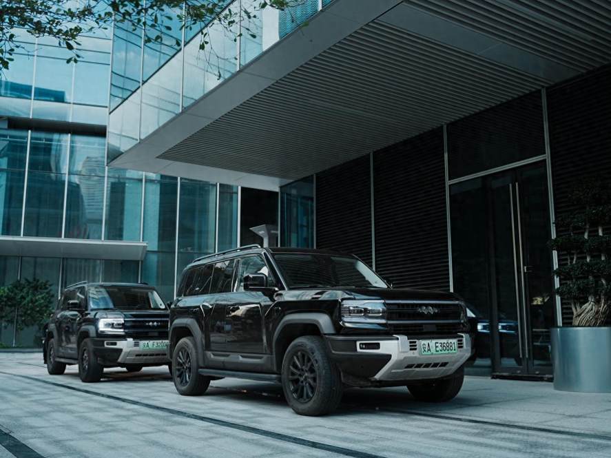 春节档票房第二！电影《惊蛰无声》靠口碑出圈，掀起观影热潮