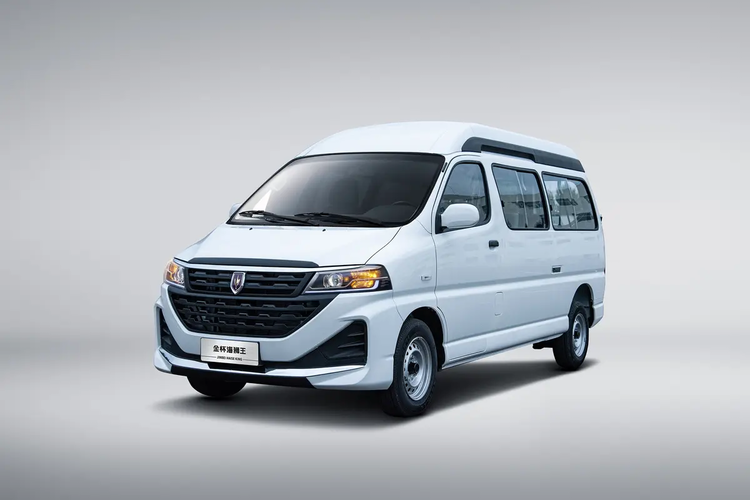 宣布单飞的鑫源，能让龚大兴走多远？