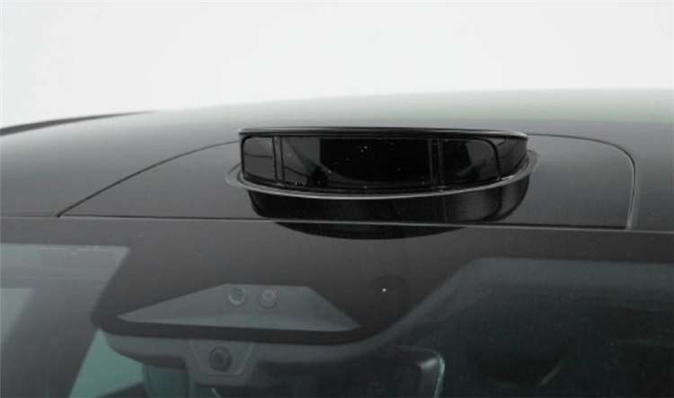 莲花CEO“神操作”，让车顶激光雷达“消失”能行吗？