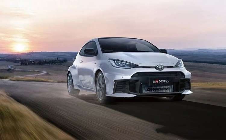2026款丰田GR YARIS上市售40.28万，全新方向盘+赛车级调校，亮点十足