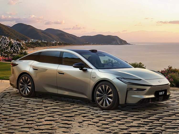 三个优点，四个缺点，限时14.78万元的广汽丰田铂智7值得买吗？