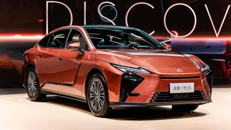 不卷算力屏幕零百，全新一代ES卷竹内饰、LSS+4.0、4.39L油耗？