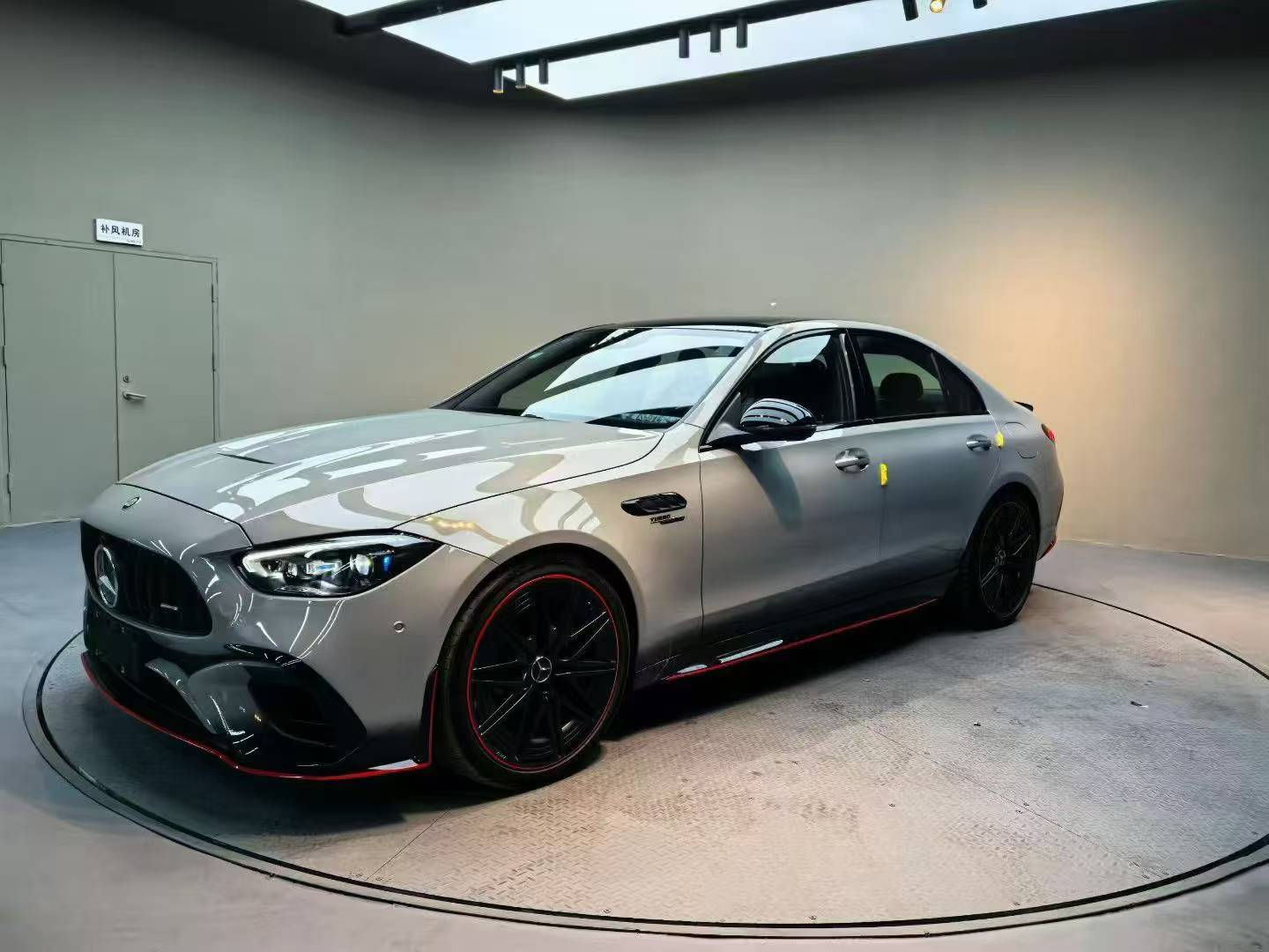 奔驰C63 SE F1 performance特别版，全国仅十台的配额