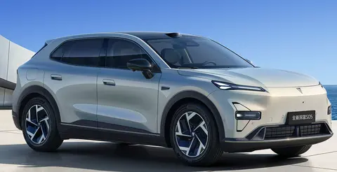 全新深蓝 S05 限时 11.59 万起,全网全面解析