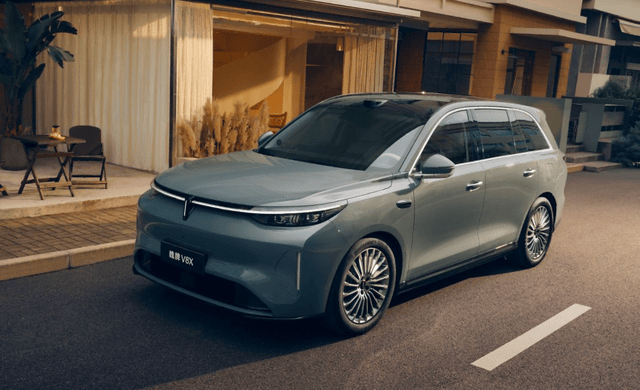 魏牌V8X正式上市 限时权益价22.68万元起