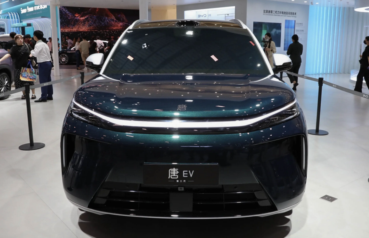 成都车展比亚迪专馆:产品丰富、矩阵密集,看点颇多_选车网|公众的选车平台