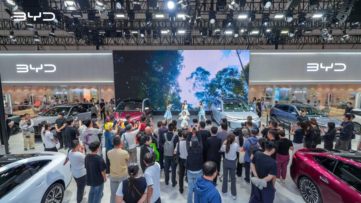 阔境登场！比亚迪海狮08闪耀2026齐鲁秋季车展