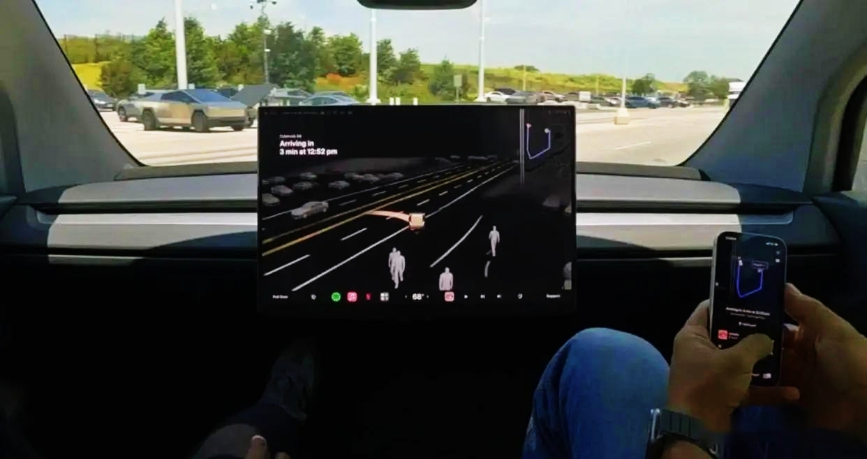 特斯拉Cybercab，跟方向盘说拜拜！