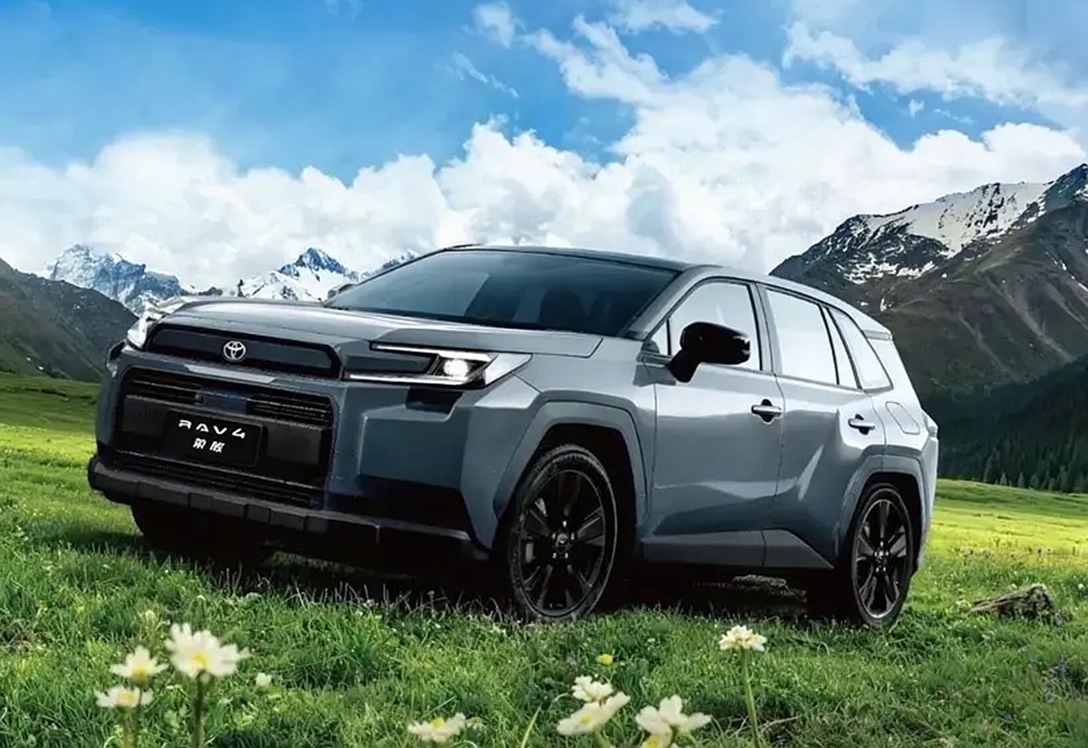 一汽丰田RAV4荣放探野版焕新上市