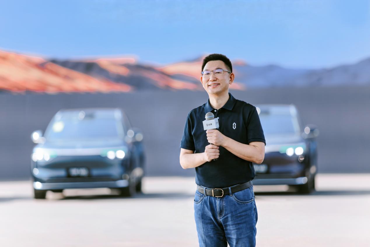 认可才提车,问界M7多个配置版本在赛力斯超级工厂交付