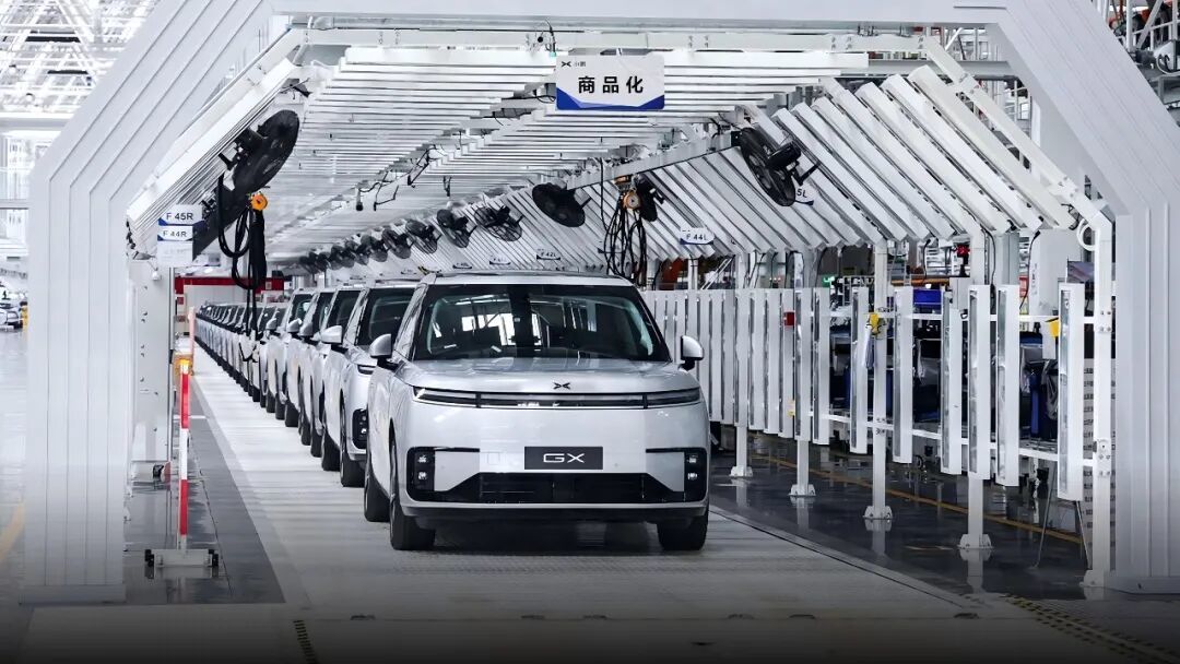 小鹏的Robotaxi上线了，但它并不想和萝卜快跑抢饭碗