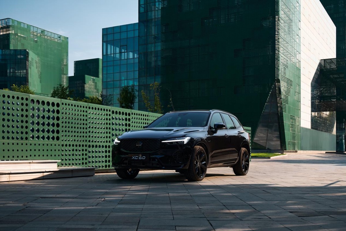 试驾沃尔沃 XC60 T8：不止安全，驾驶底色值得细品